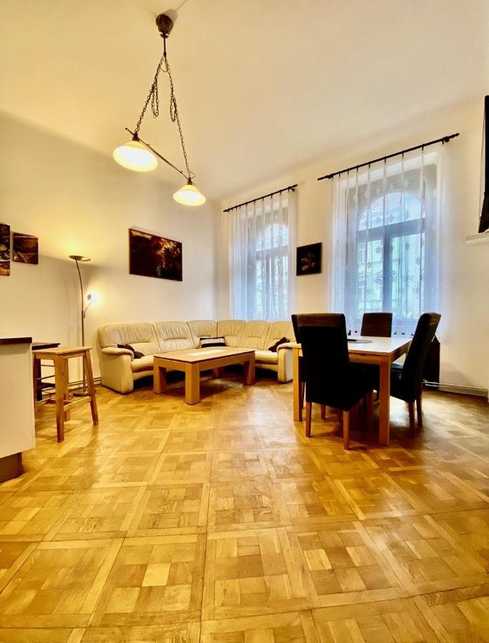 Spacious Cozy Apartments In Centre Praag Buitenkant foto