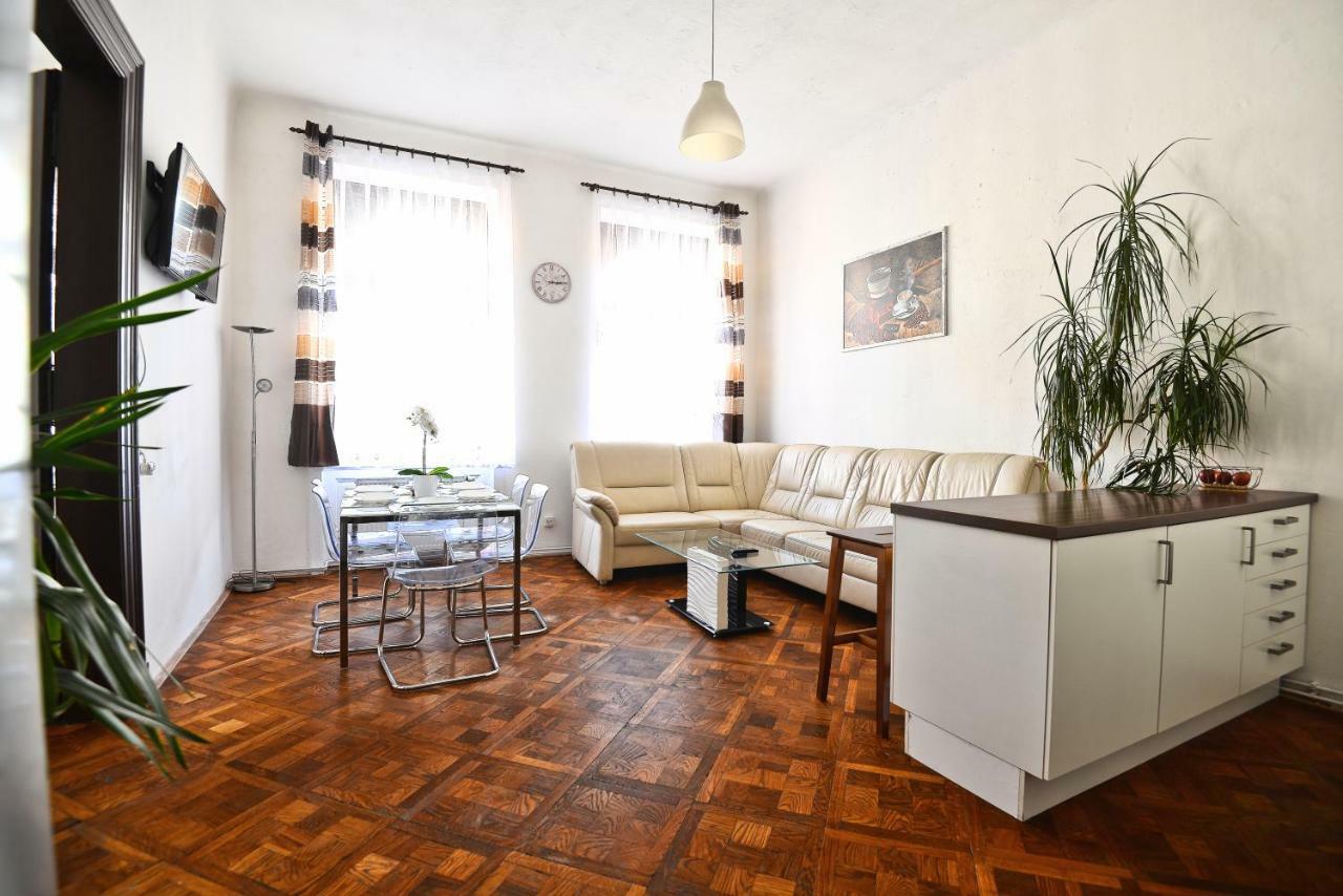 Spacious Cozy Apartments In Centre Praag Buitenkant foto