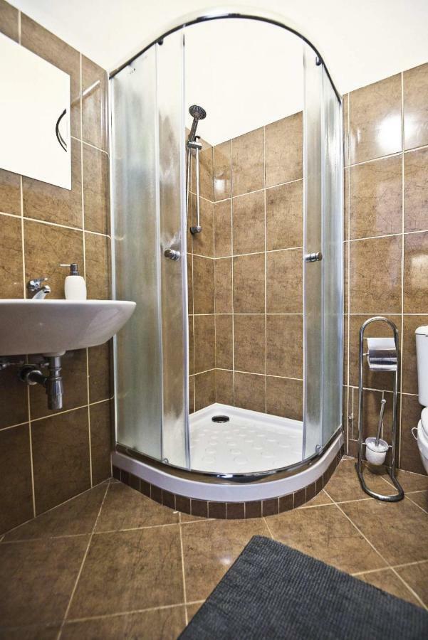 Spacious Cozy Apartments In Centre Praag Buitenkant foto