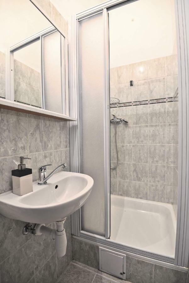Spacious Cozy Apartments In Centre Praag Buitenkant foto