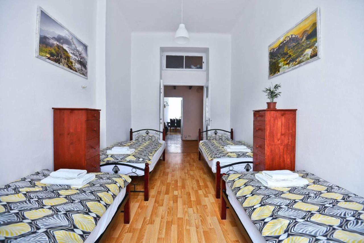 Spacious Cozy Apartments In Centre Praag Buitenkant foto