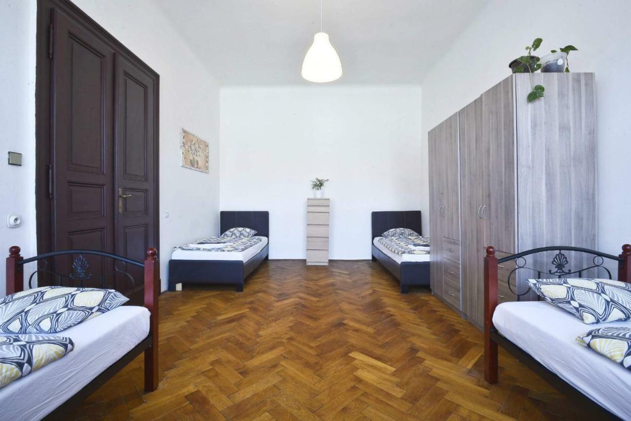 Spacious Cozy Apartments In Centre Praag Buitenkant foto
