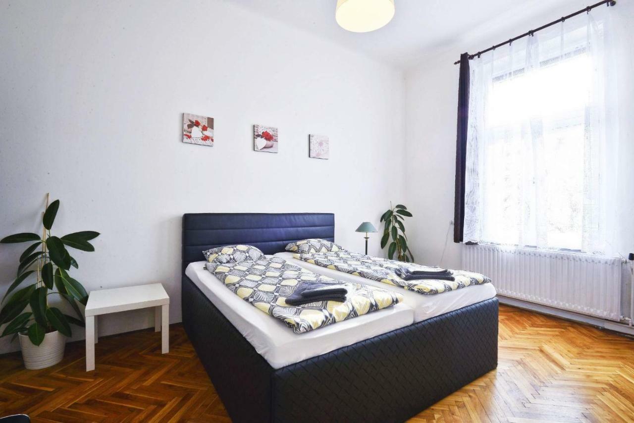 Spacious Cozy Apartments In Centre Praag Buitenkant foto