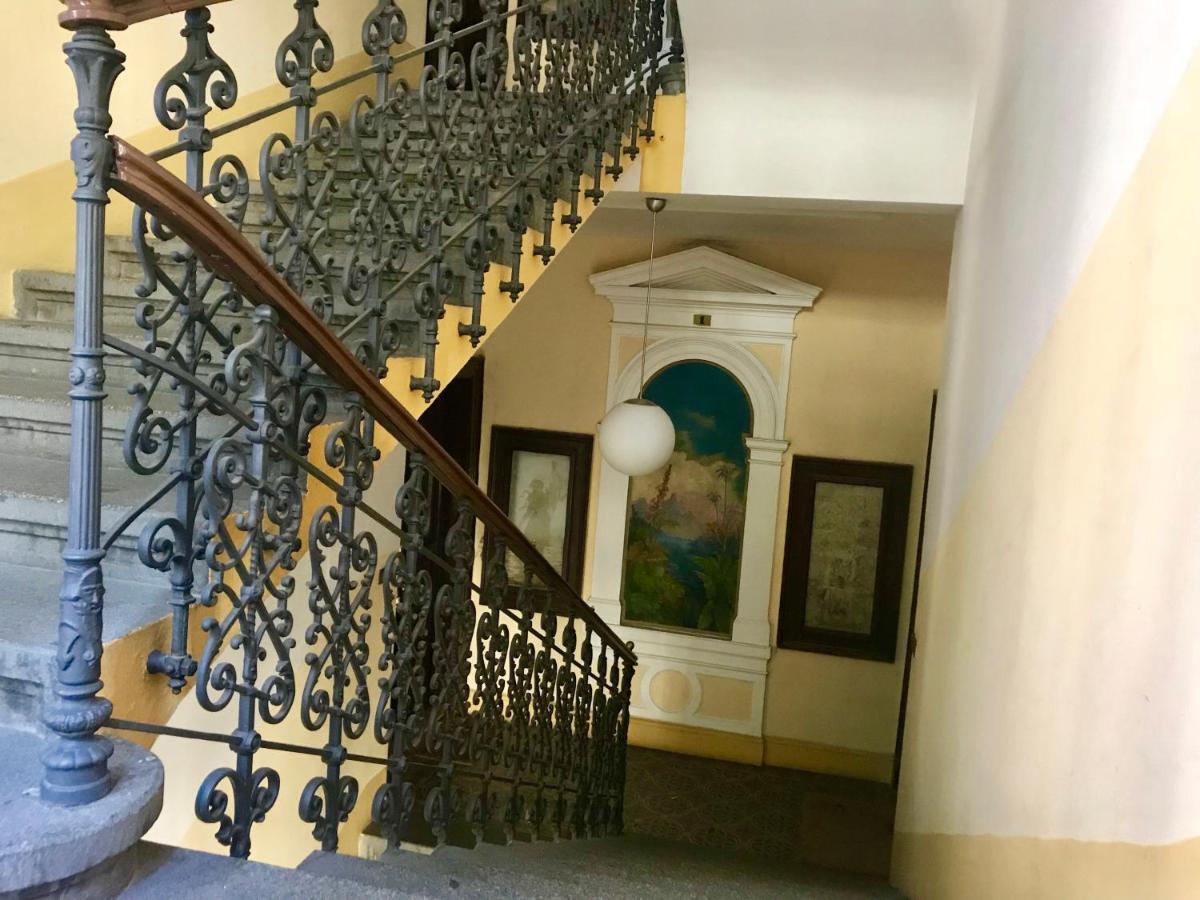Spacious Cozy Apartments In Centre Praag Buitenkant foto